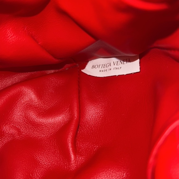 Brand new never been worn little red bottega bag - Picture 3 of 3